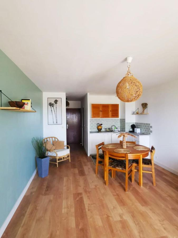 "Les Palmiers" Studio Spacieux Vue Mer Terrasse & Parking Saint-Cyr-sur-Mer Esterno foto