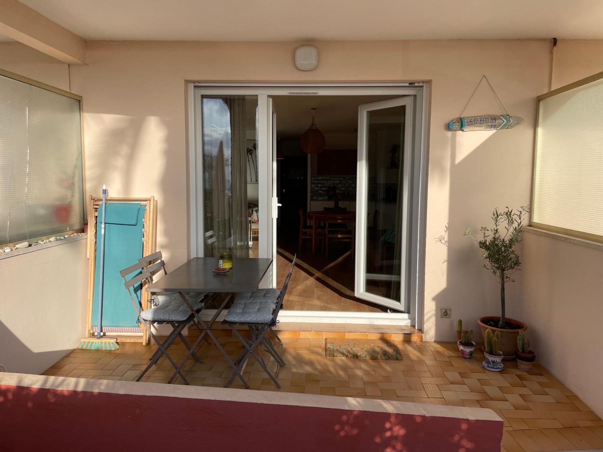 "Les Palmiers" Studio Spacieux Vue Mer Terrasse & Parking Saint-Cyr-sur-Mer Esterno foto